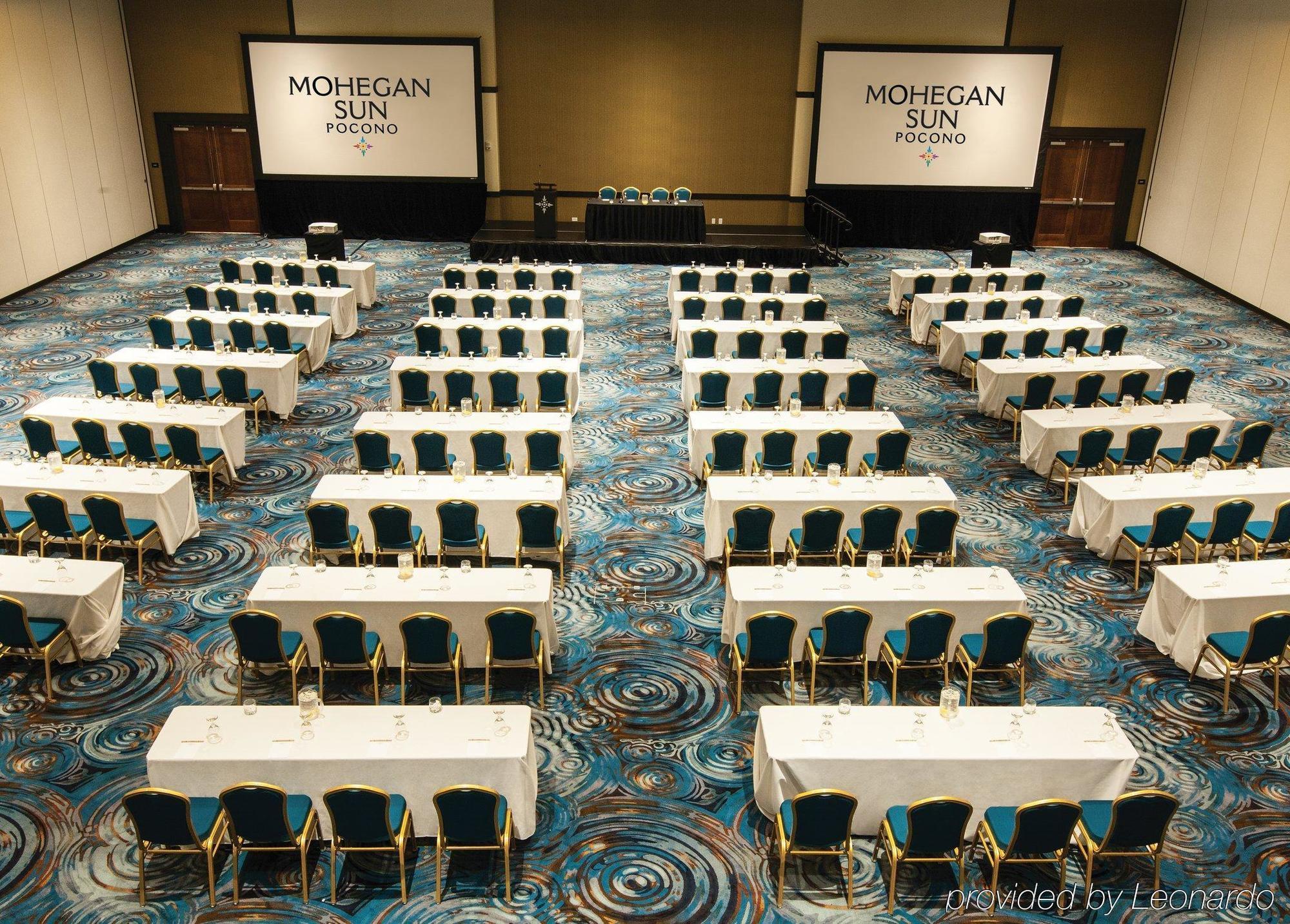 Mohegan Pennsylvania - Adults Only Wilkes-Barre Εξωτερικό φωτογραφία